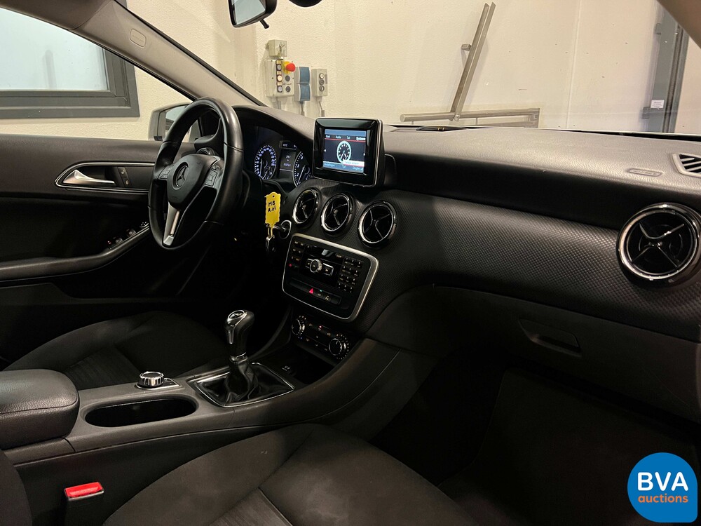 Mercedes-Benz A180 Edition 122PS 2013 -Org. NL-A-Klasse, 4-SGJ-16.