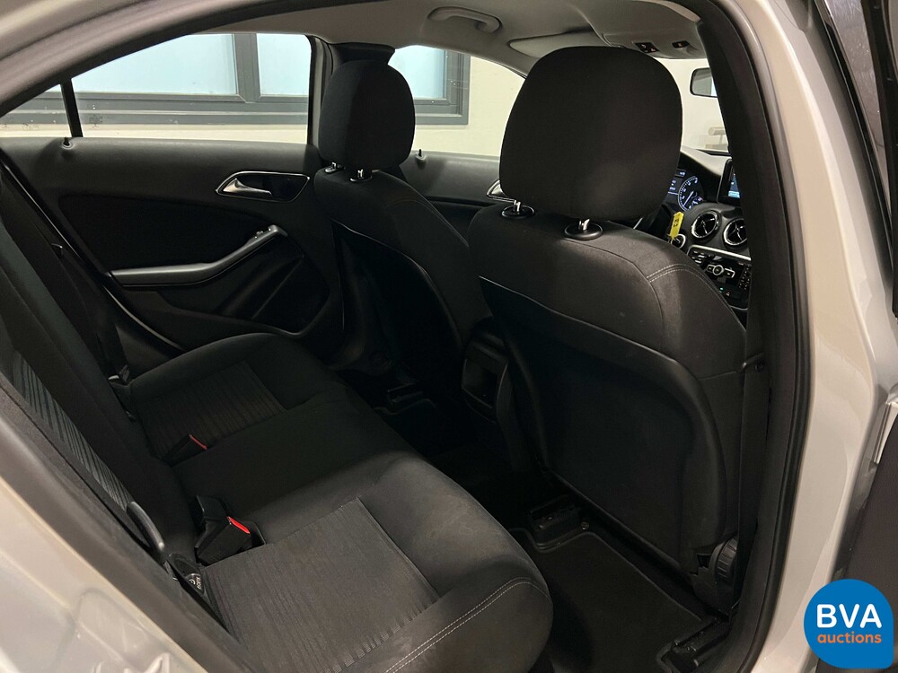 Mercedes-Benz A180 Edition 122PS 2013 -Org. NL-A-Klasse, 4-SGJ-16.