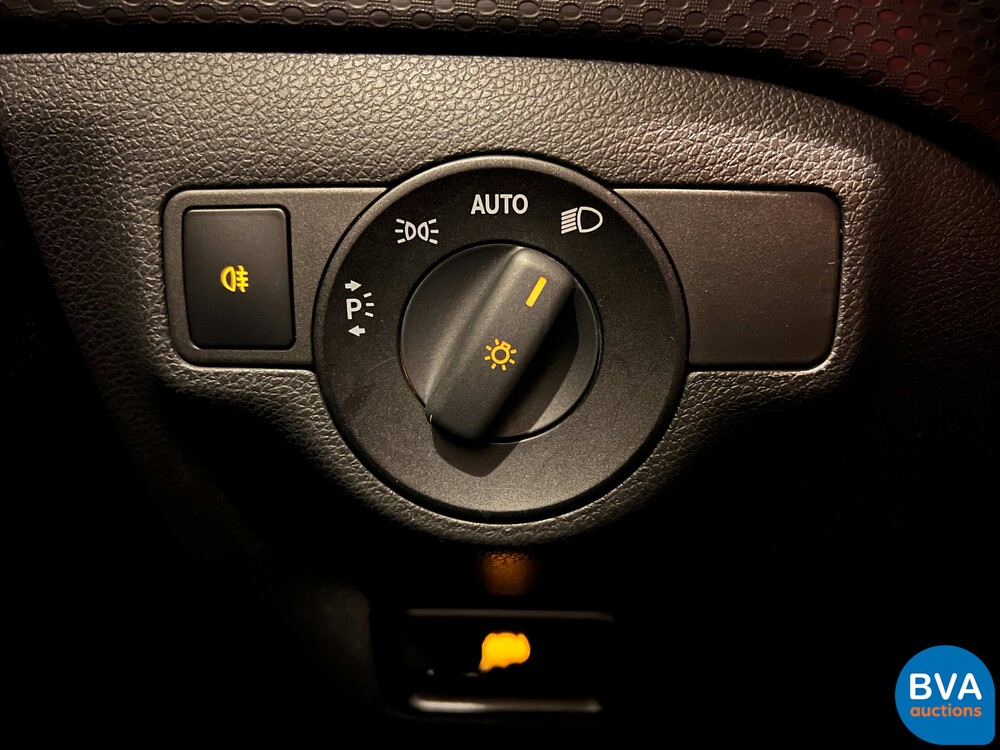 Mercedes-Benz A180 Edition 122PS 2013 -Org. NL-A-Klasse, 4-SGJ-16.