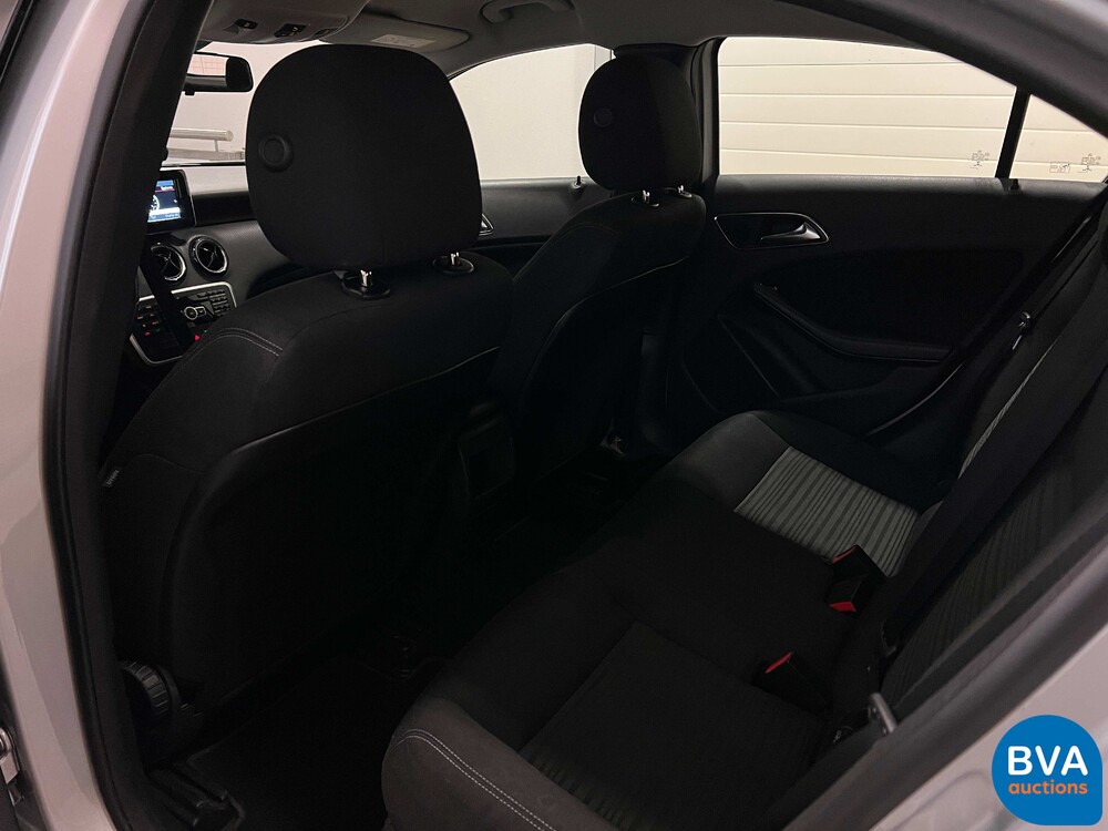 Mercedes-Benz A180 Edition 122PS 2013 -Org. NL-A-Klasse, 4-SGJ-16.
