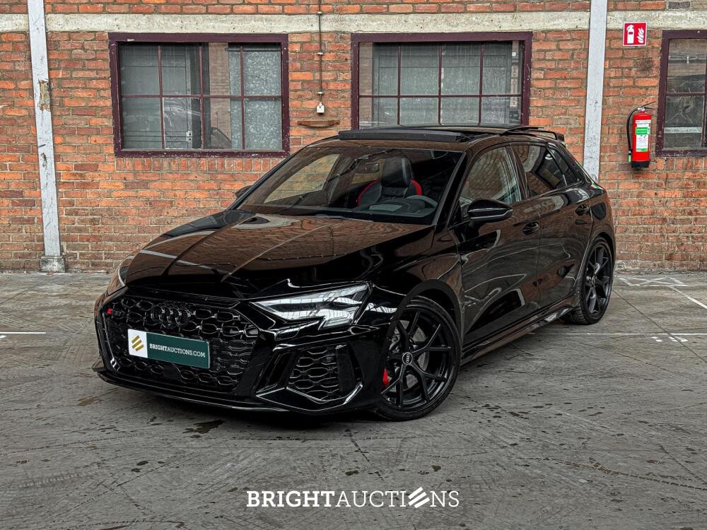 Audi RS3 Sportback 2.5 TFSI Quattro -Milltek- 400hpk 2023, NL Nummernschild