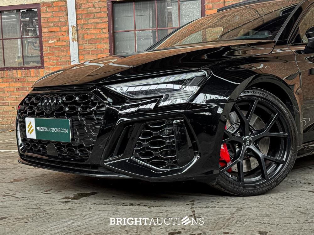 Audi RS3 Sportback 2.5 TFSI Quattro -Milltek- 400hpk 2023, NL Nummernschild