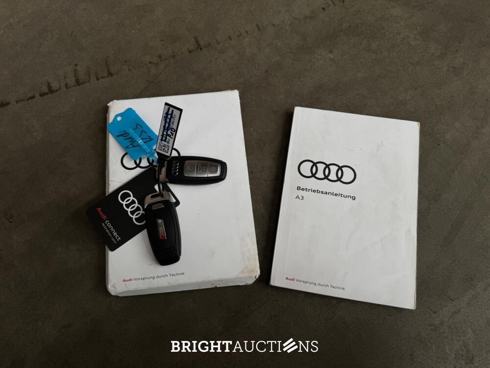 Audi RS3 Sportback 2.5 TFSI Quattro -Milltek- 400hpk 2023, NL Nummernschild