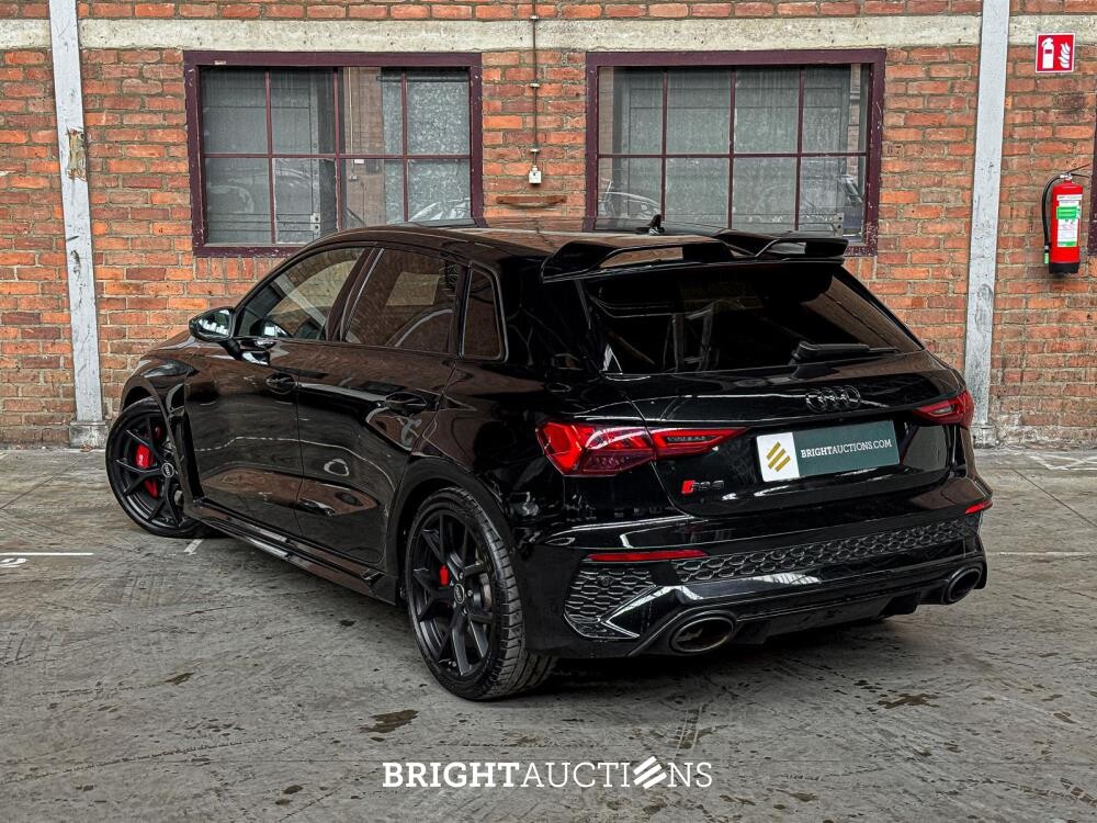 Audi RS3 Sportback 2.5 TFSI Quattro -Milltek- 400hpk 2023, NL Nummernschild