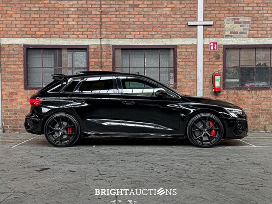 Audi RS3 Sportback 2.5 TFSI Quattro -Milltek- 400hpk 2023, NL Nummernschild