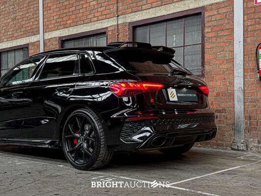 Audi RS3 Sportback 2.5 TFSI Quattro -Milltek- 400hpk 2023, NL Nummernschild
