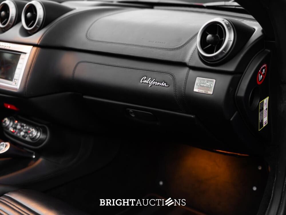 Ferrari California 4.3 V8 HELE 466hp 2011, 6-XXT-23