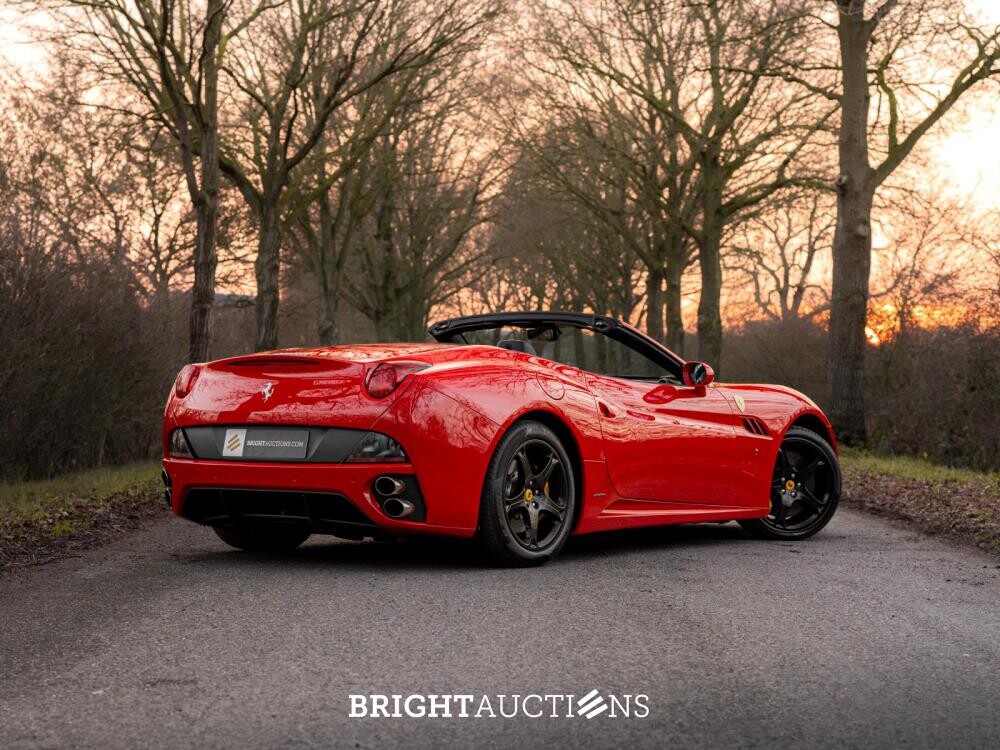 Ferrari California 4.3 V8 HELE 466hp 2011, 6-XXT-23