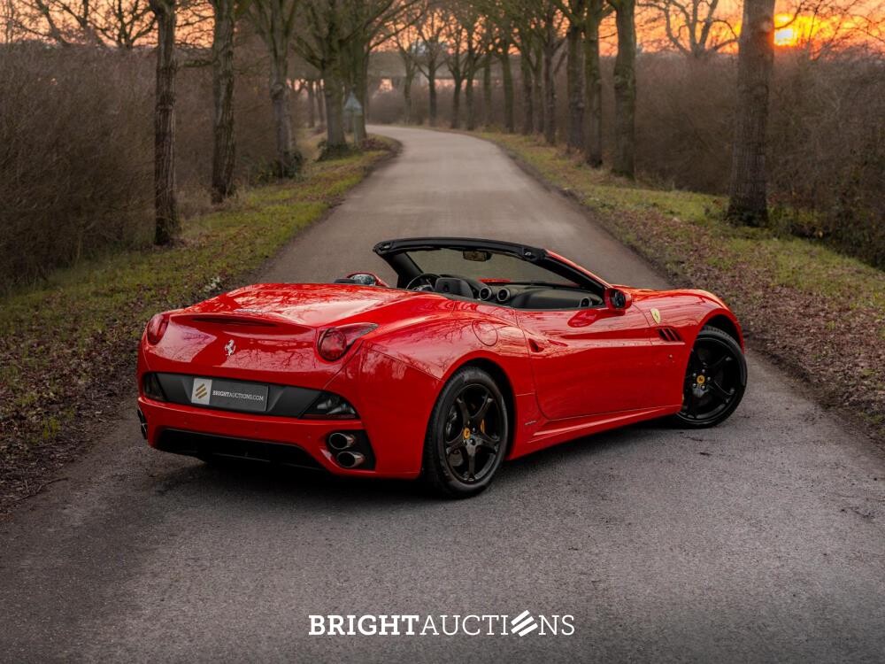 Ferrari California 4.3 V8 HELE 466hp 2011, 6-XXT-23