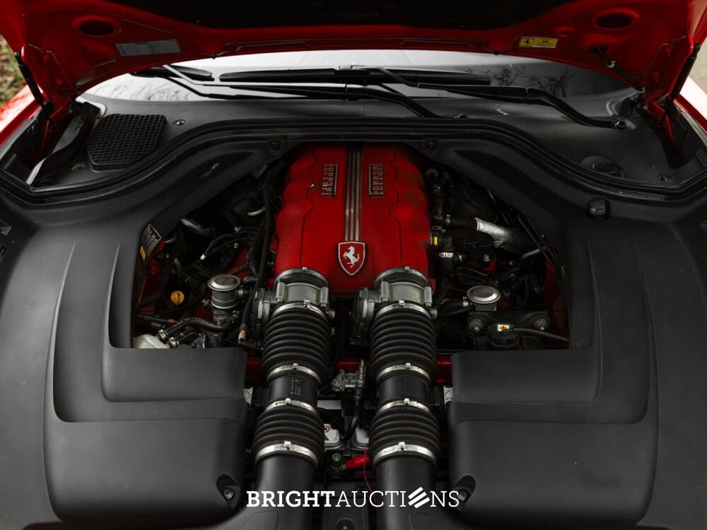 Ferrari California 4.3 V8 HELE 466hp 2011, 6-XXT-23