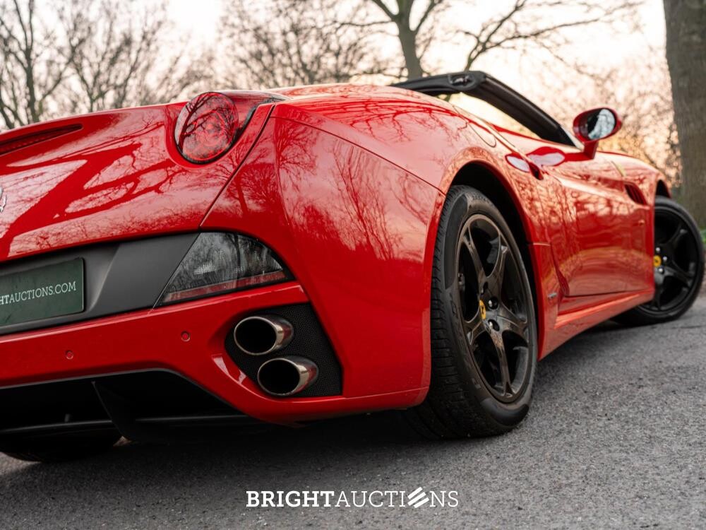 Ferrari California 4.3 V8 HELE 466hp 2011, 6-XXT-23