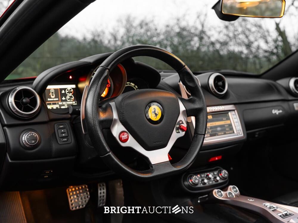 Ferrari California 4.3 V8 HELE 466hp 2011, 6-XXT-23