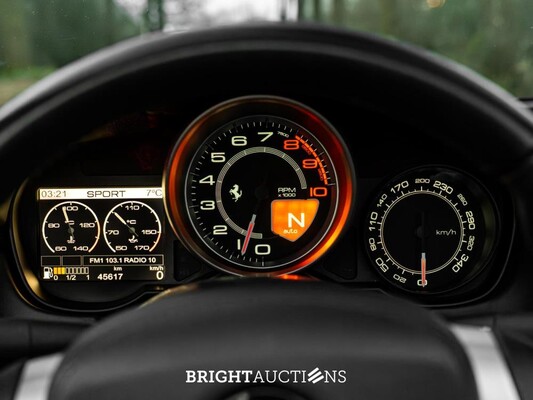 Ferrari California 4.3 V8 HELE 466hp 2011, 6-XXT-23
