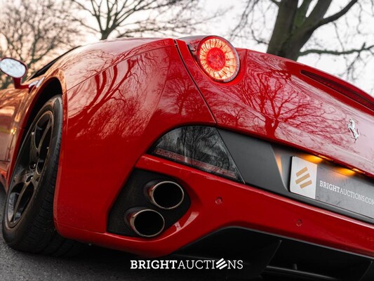 Ferrari California 4.3 V8 HELE 466hp 2011, 6-XXT-23
