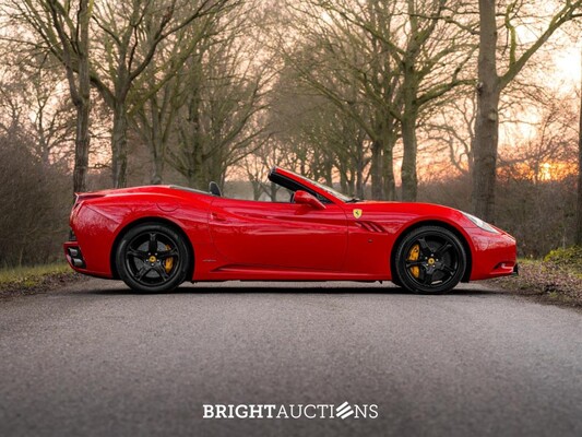 Ferrari California 4.3 V8 HELE 466hp 2011, 6-XXT-23