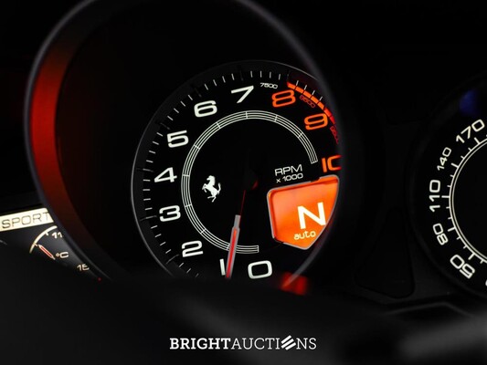 Ferrari California 4.3 V8 HELE 466hp 2011, 6-XXT-23