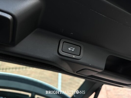 Land Rover Range Rover Sport P400e HSE Dynamic Stealth 404pk 2020 (Origineel-NL) Plug-In Hybrid, J-656-LL