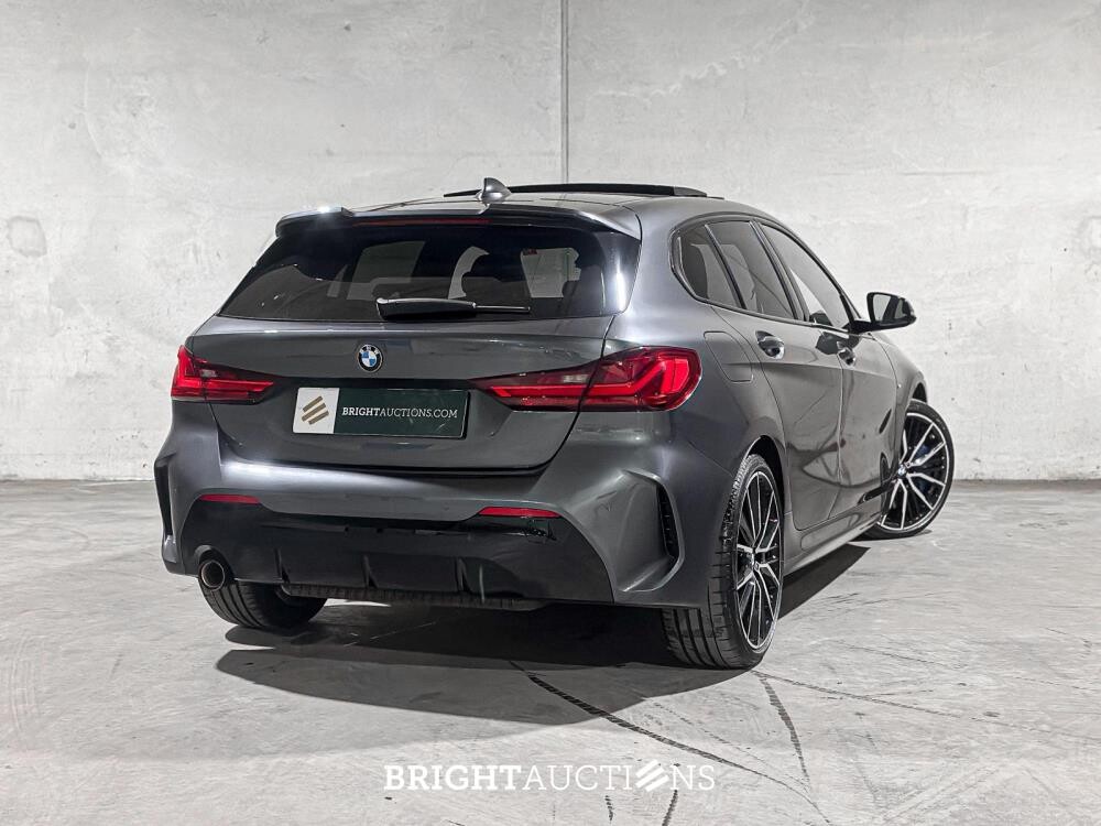 BMW 118i Executive Edition M-Sport 140pk 2020 (Origineel-NL) 1-Serie F40, J-643-ZV