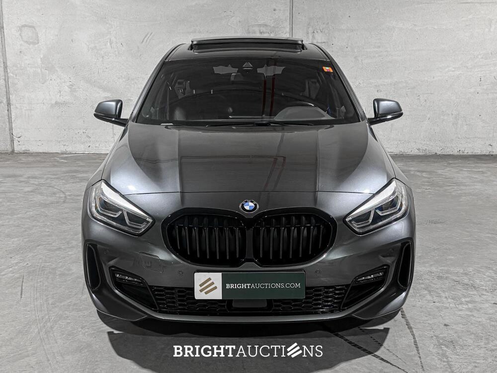 BMW 118i Executive Edition M-Sport 140pk 2020 (Origineel-NL) 1-Serie F40, J-643-ZV