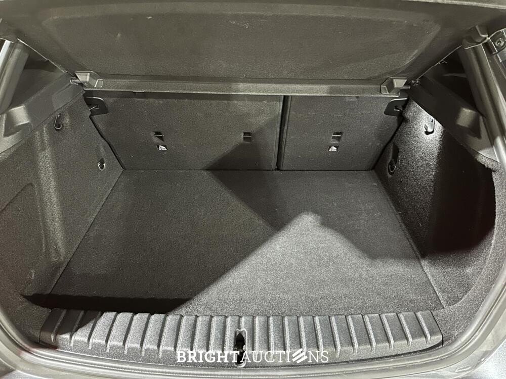 BMW 118i Executive Edition M-Sport 140pk 2020 (Origineel-NL) 1-Serie F40, J-643-ZV