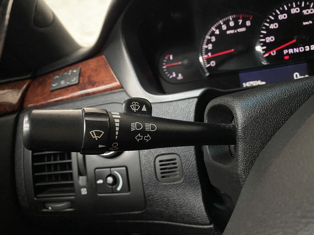 Cadillac DTS 4.6 V8 280hp 2007.