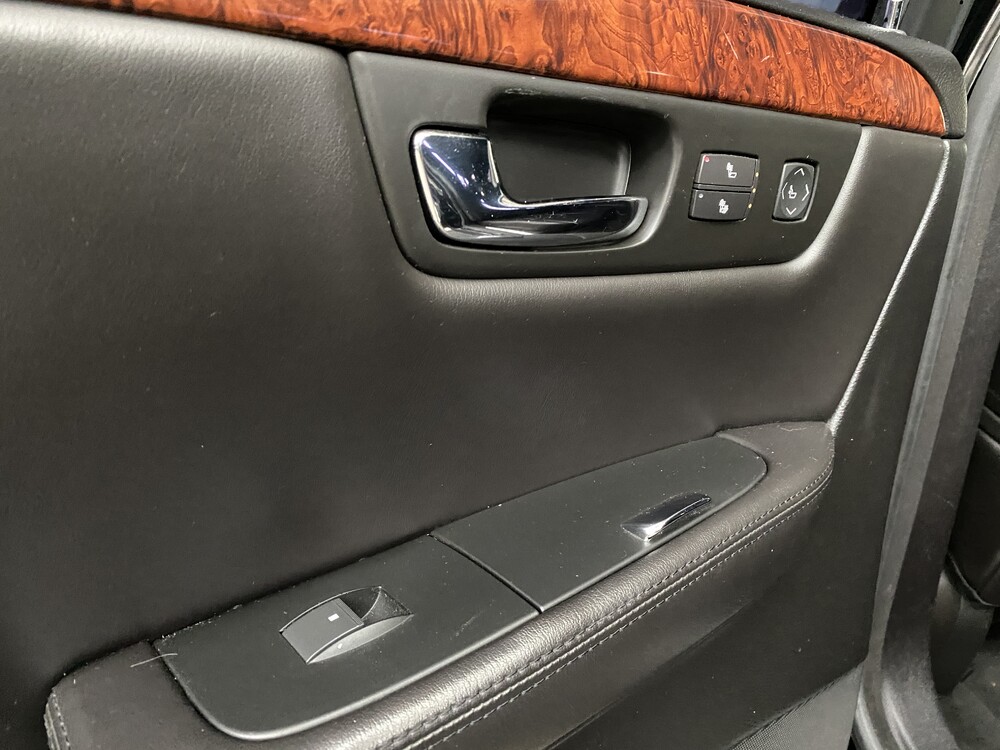 Cadillac DTS 4.6 V8 280hp 2007.