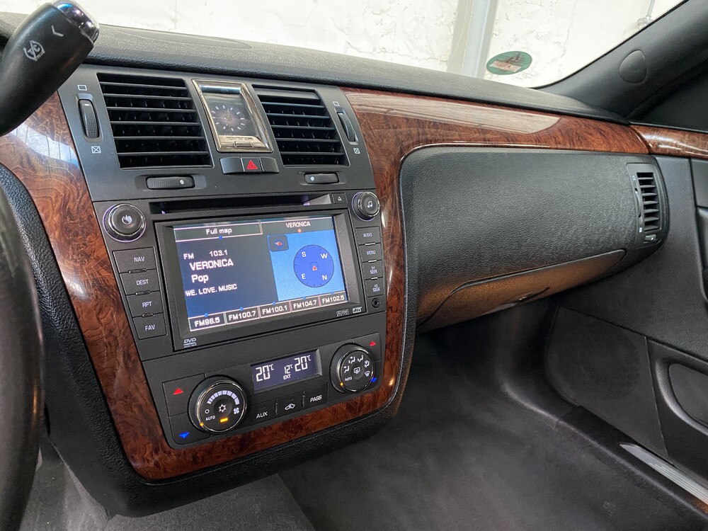 Cadillac DTS 4.6 V8 280hp 2007.