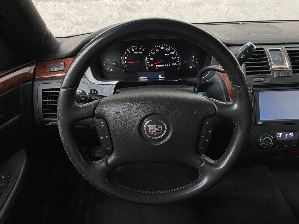 Cadillac DTS 4.6 V8 280hp 2007.