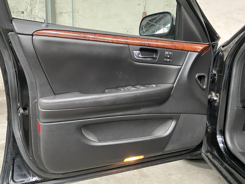 Cadillac DTS 4.6 V8 280hp 2007.