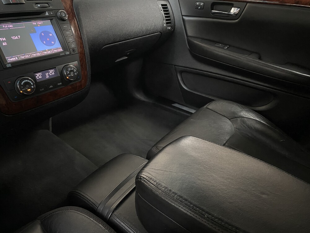 Cadillac DTS 4.6 V8 280hp 2007.