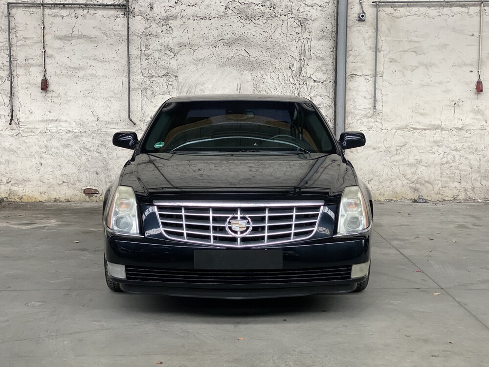 Cadillac DTS 4.6 V8 280hp 2007.