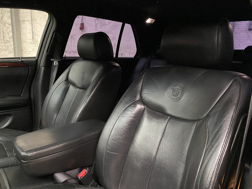 Cadillac DTS 4.6 V8 280hp 2007.