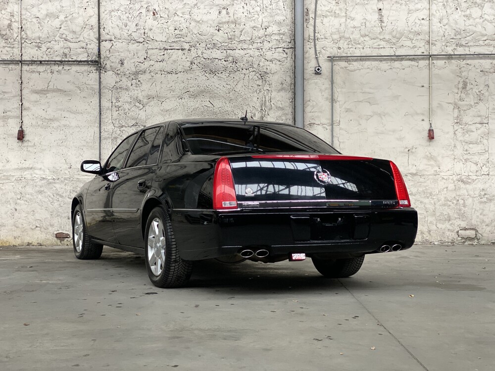 Cadillac DTS 4.6 V8 280hp 2007.