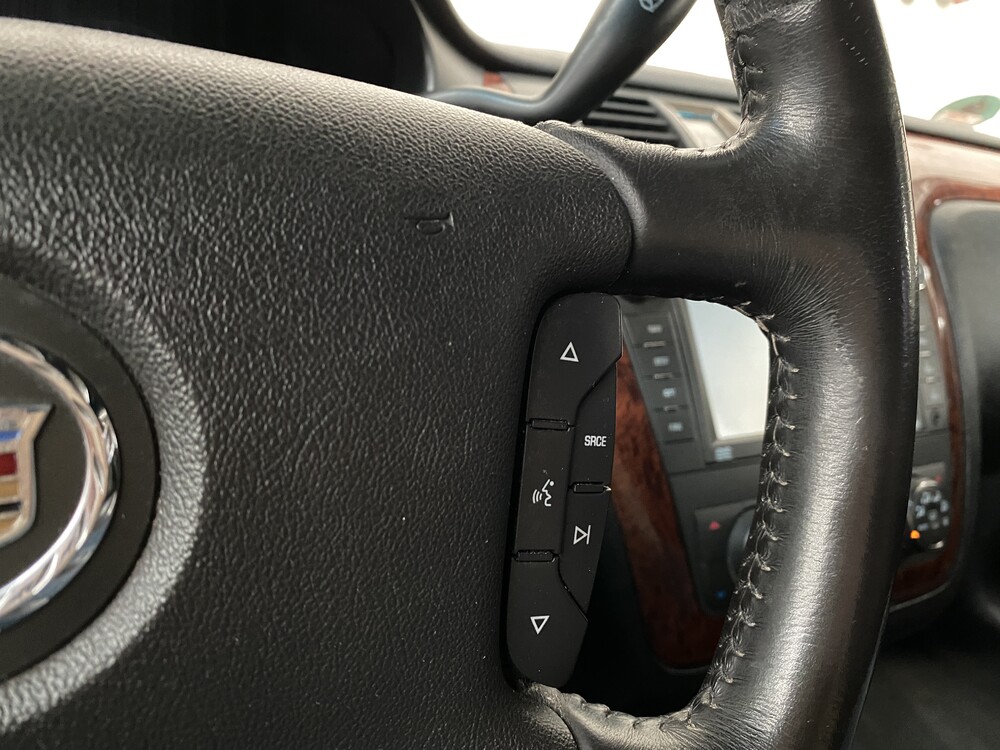 Cadillac DTS 4.6 V8 280hp 2007.