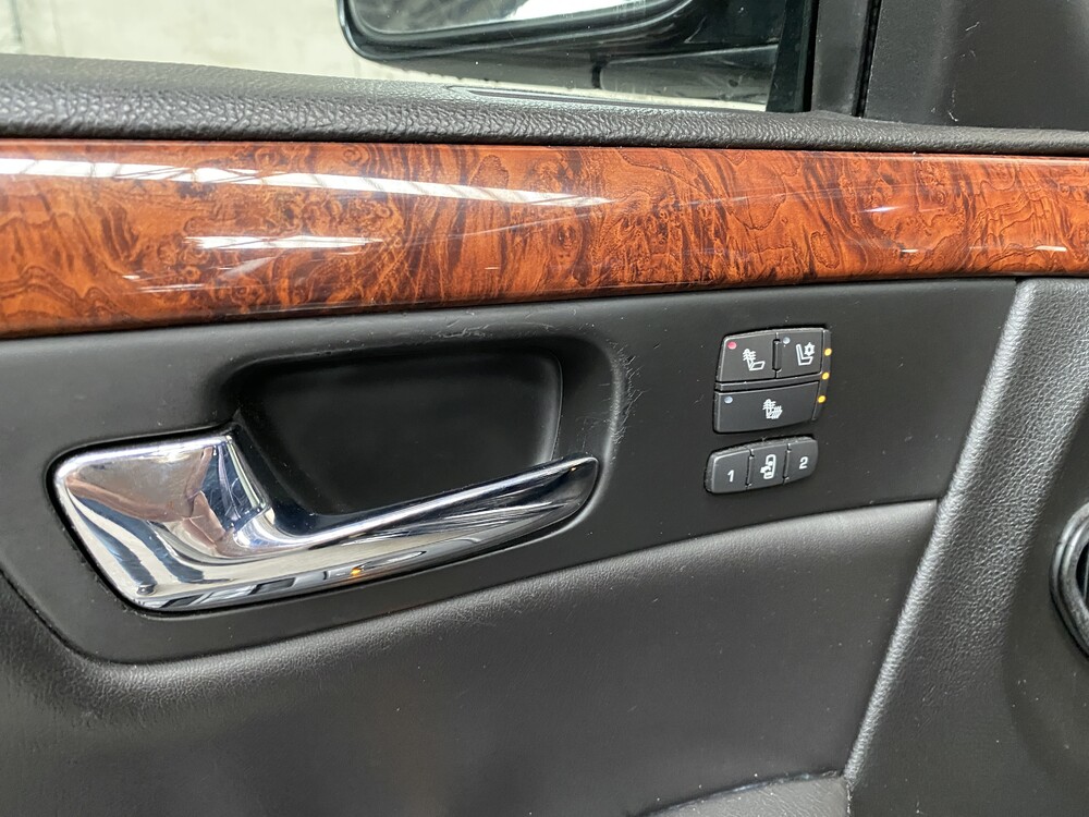 Cadillac DTS 4.6 V8 280hp 2007.