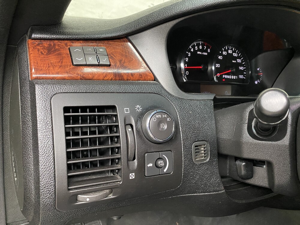 Cadillac DTS 4.6 V8 280hp 2007.