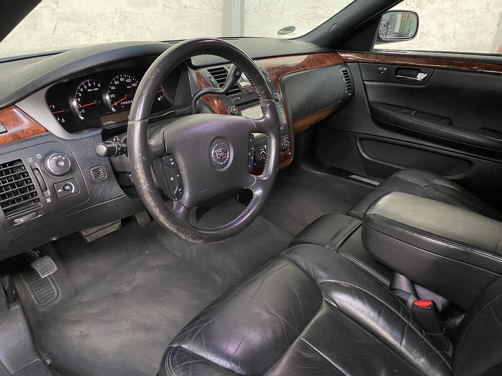 Cadillac DTS 4.6 V8 280hp 2007.