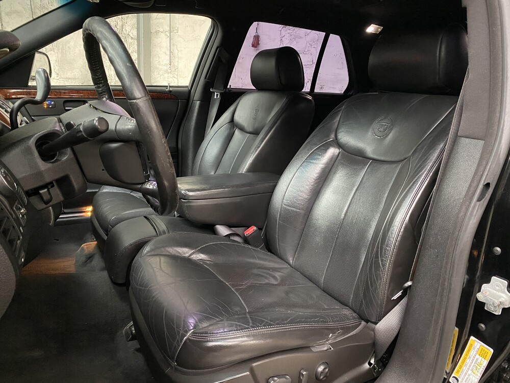 Cadillac DTS 4.6 V8 280hp 2007.