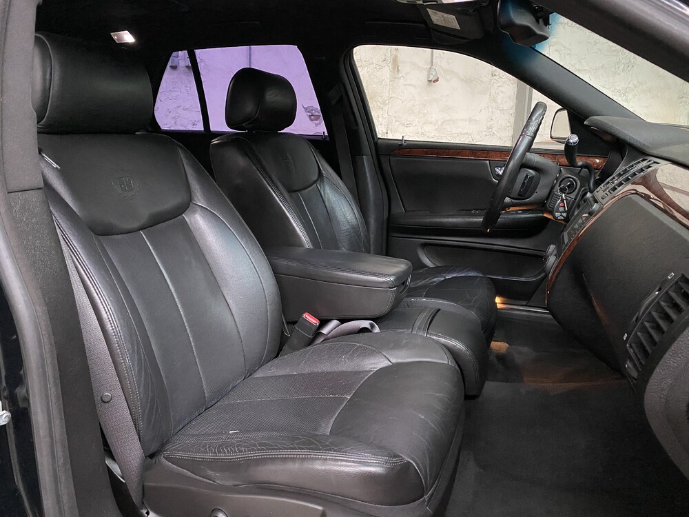 Cadillac DTS 4.6 V8 280hp 2007.