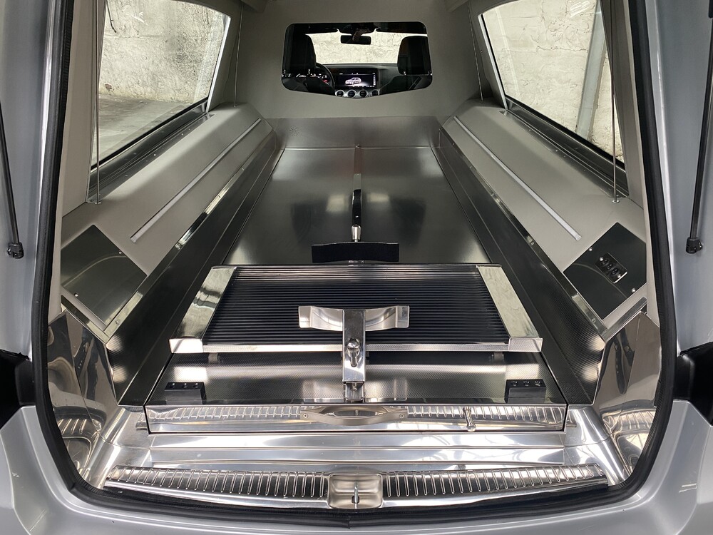 Mercedes-Benz E-Class W213 Funeral Car Funeral Car 2018.