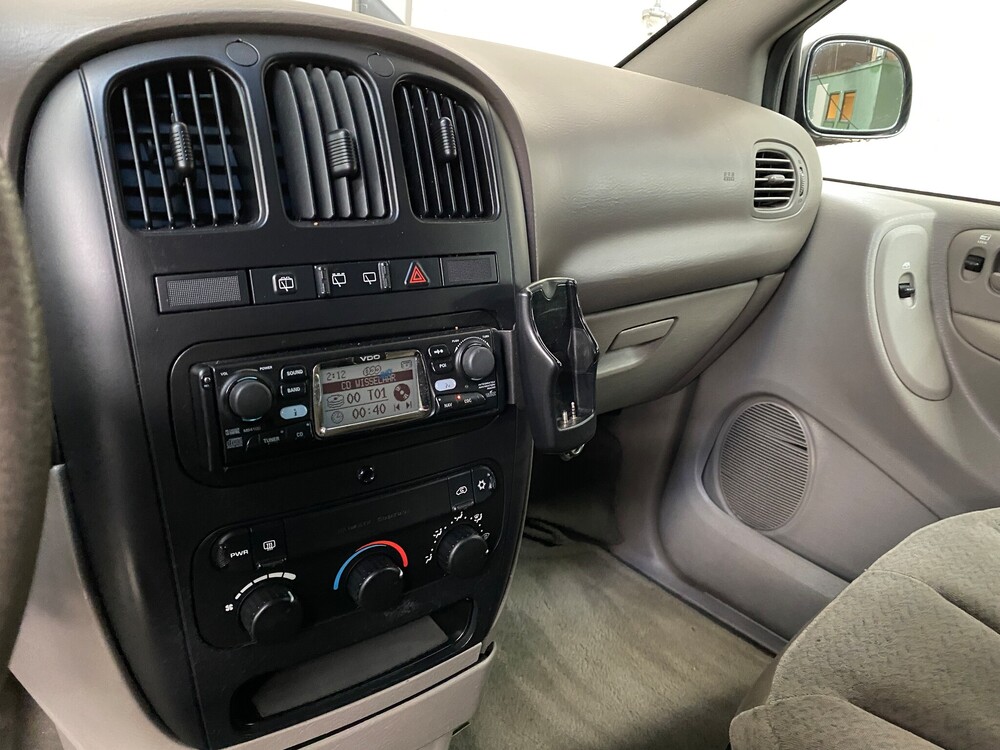 Chrysler Grand Voyager Funeral Car Transfer Car 2.5 2002 Orig.NL, 29-PDR-6.