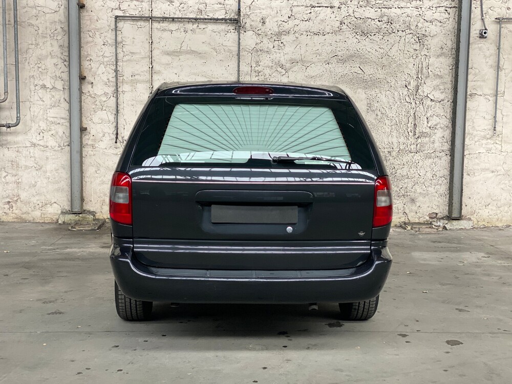 Chrysler Grand Voyager Funeral Car Transfer Car 2.5 2002 Orig.NL, 29-PDR-6.