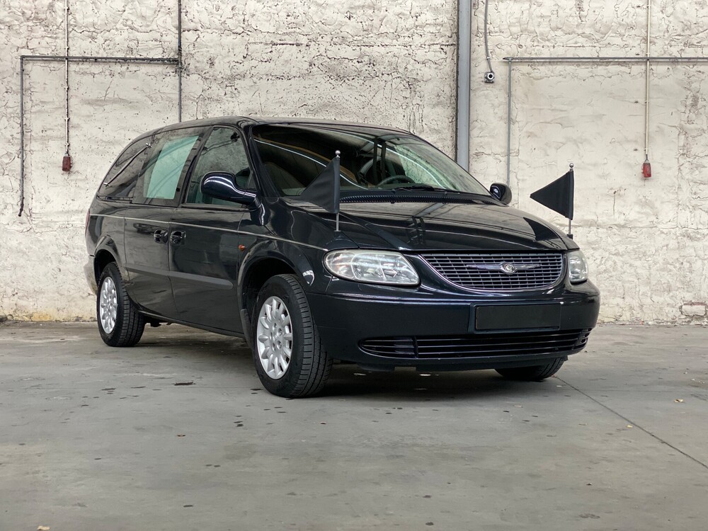 Chrysler Grand Voyager Funeral Car Transfer Car 2.5 2002 Orig.NL, 29-PDR-6.