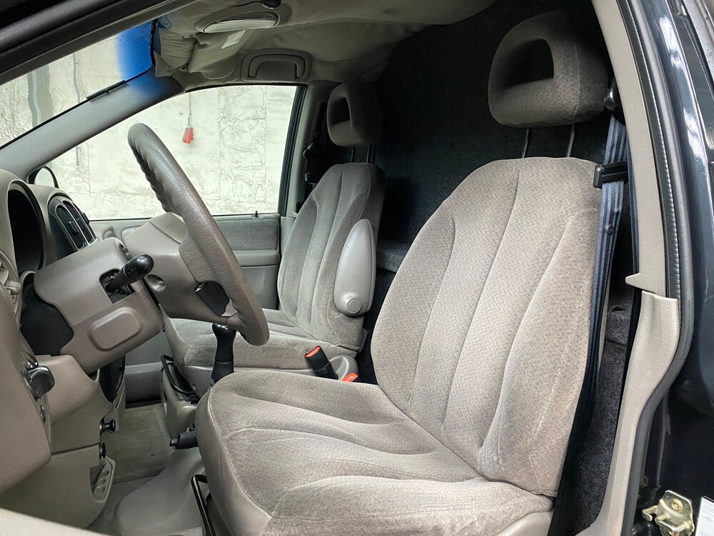 Chrysler Grand Voyager Funeral Car Transfer Car 2.5 2002 Orig.NL, 29-PDR-6.