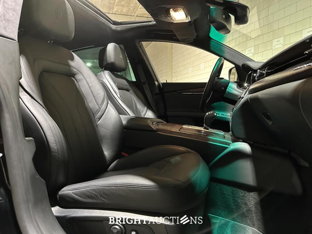 Maserati Quattroporte V6 404PK 2014