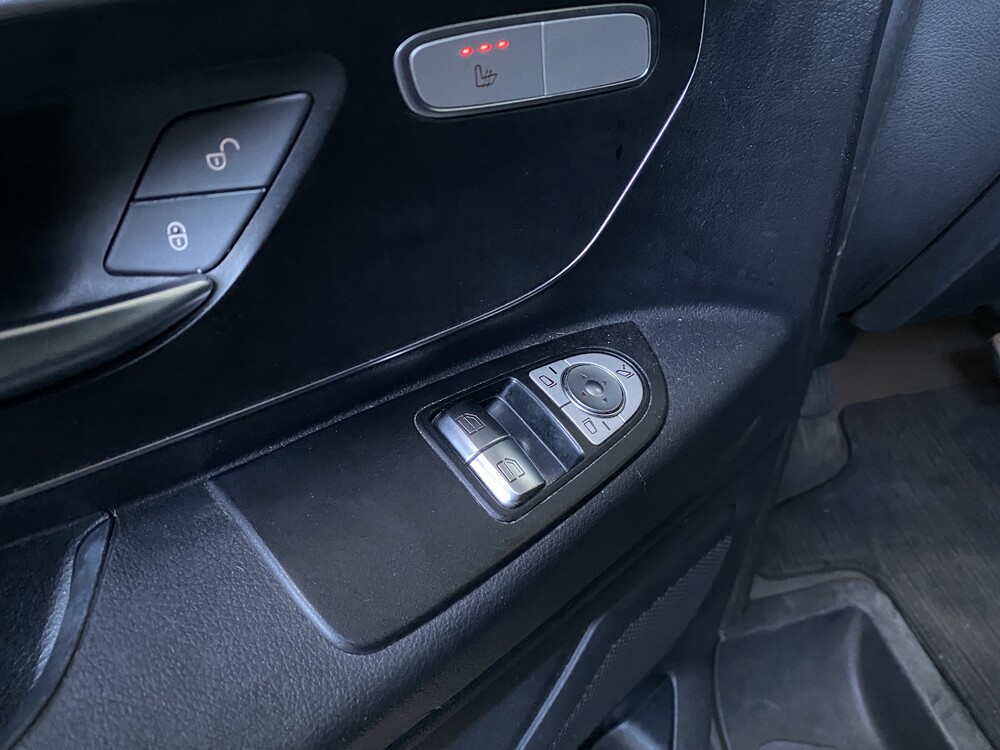 Mercedes-Benz Vito Rouwauto Transfer car 2019 119CDI Orig.NL, V-742-XB.