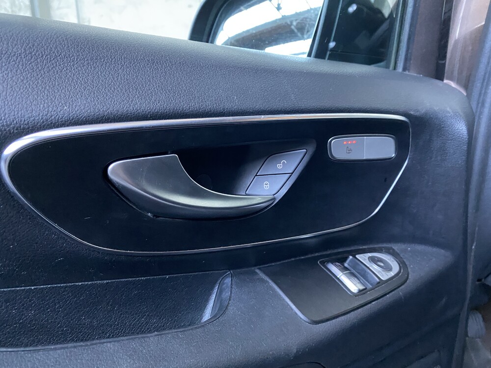 Mercedes-Benz Vito Rouwauto Transfer car 2019 119CDI Orig.NL, V-742-XB.