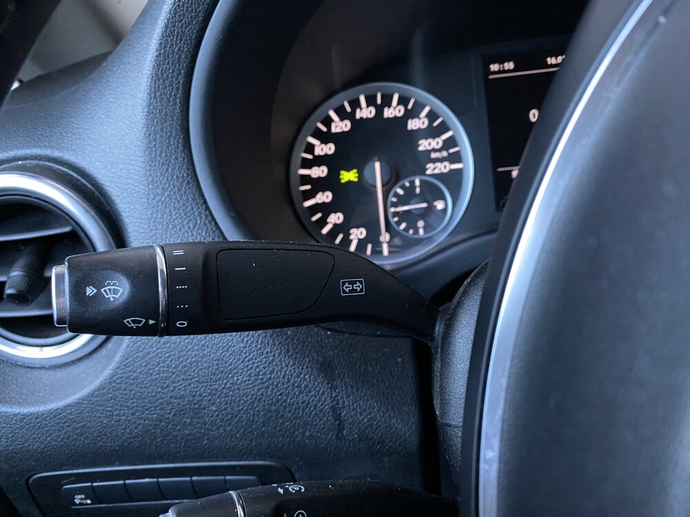 Mercedes-Benz Vito Rouwauto Transfer car 2019 119CDI Orig.NL, V-742-XB.