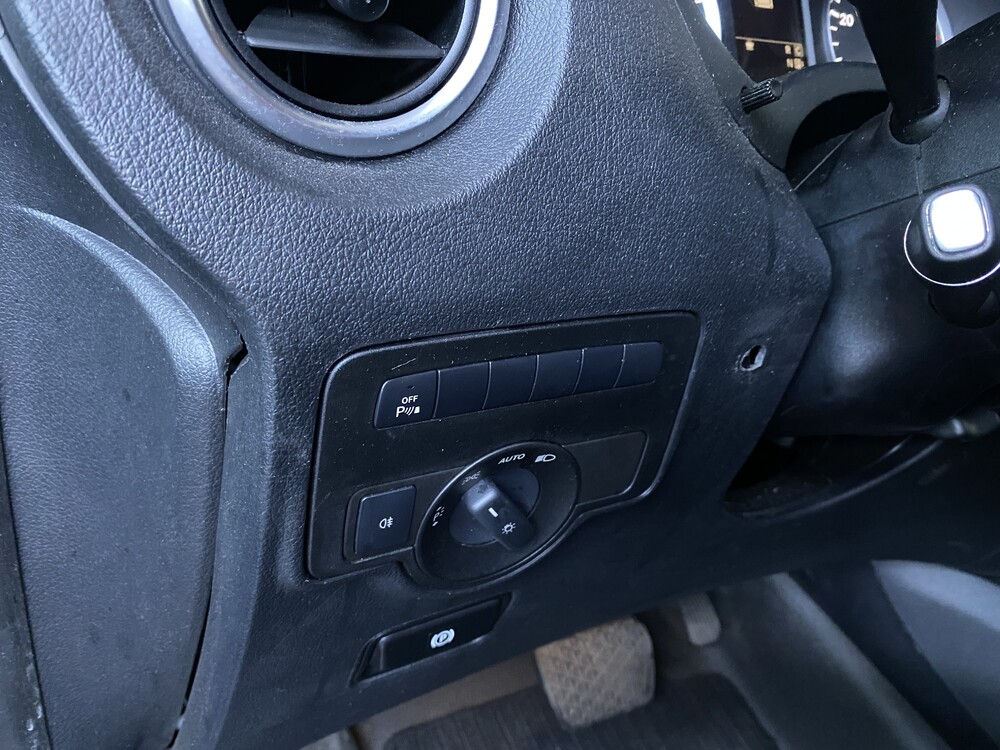 Mercedes-Benz Vito Rouwauto Transfer car 2019 119CDI Orig.NL, V-742-XB.