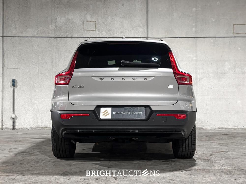 Volvo XC40 Recharge Core 70 kWh 231pk 2022 (Origineel-NL + 1e Eigenaar), R-491-BZ